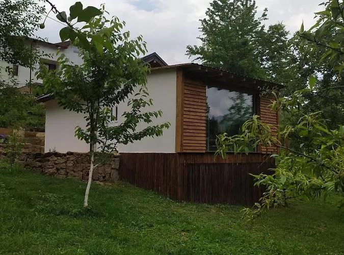 Lenilenii Bungalows