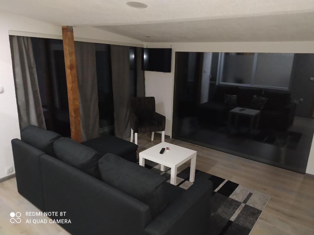 Apartment Lenilenii *